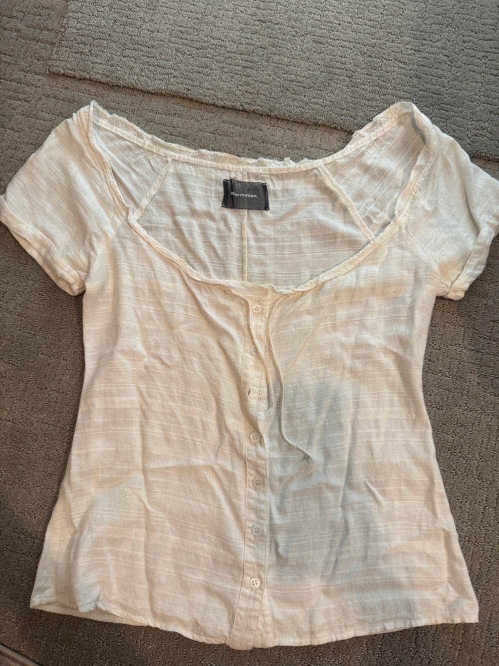 Reformation White Scoop Neck Short Sleeve Button-Down Top
